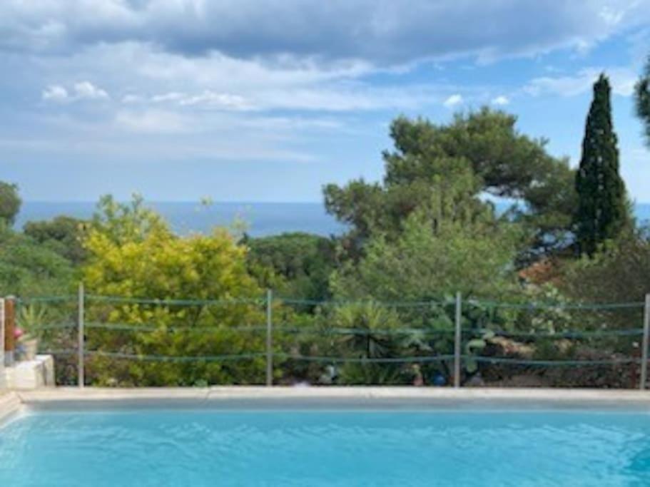 Apartment De Au Mont St Clair Vue Exceptionnelle Et Foret Terrasses, Piscine, Petanque, Solarium Prives