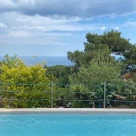 Haut De Villa Au Mont St Clair Vue Exceptionnelle Mer Et Foret Terrasses, Piscine, Petanque, Solarium Prives Sete Exterior photo