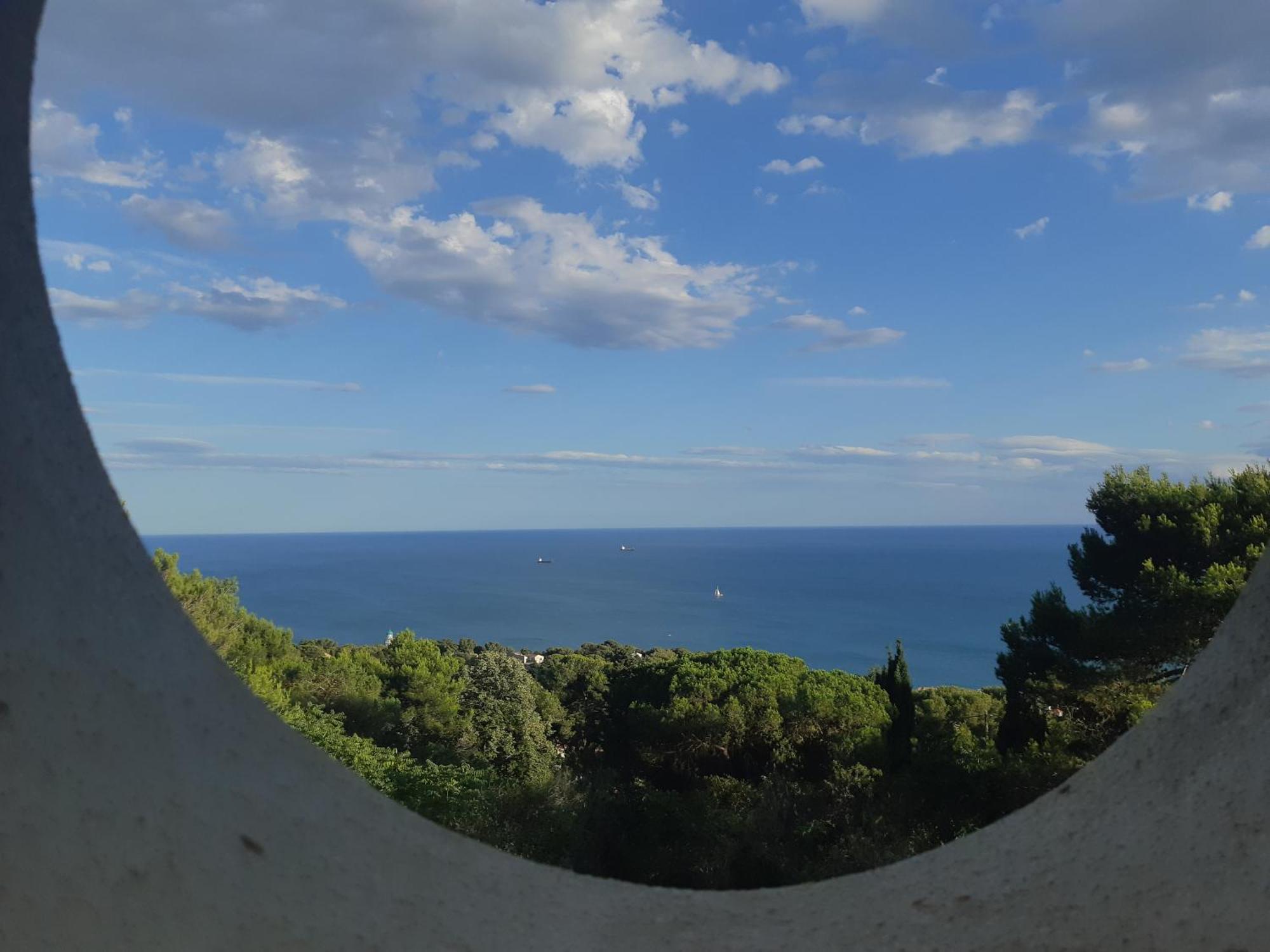 Appartement De Au Mont St Clair Vue Exceptionnelle Et Foret Terrasses, Piscine, Petanque, Solarium Prives